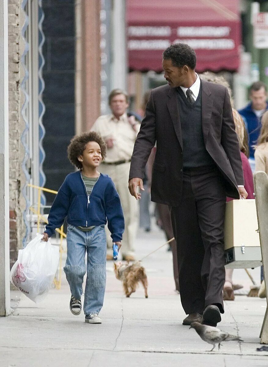 В погоне за счастьем (the Pursuit of Happyness), 2006. Уилл Смит в погоне за счастьем.