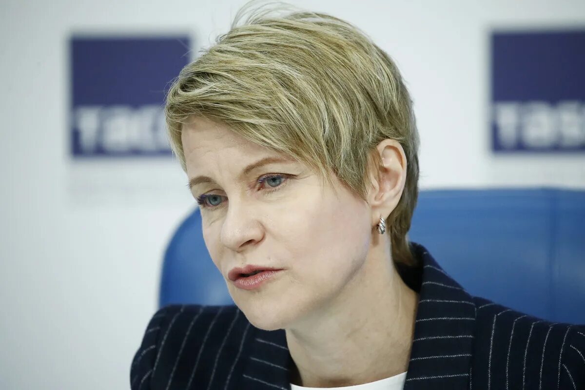 Шмелева елена владимировна сириус. Шмелева н г. Елена шмелева 2023. Шмелева н г. Директор сириуса елена шмелева.