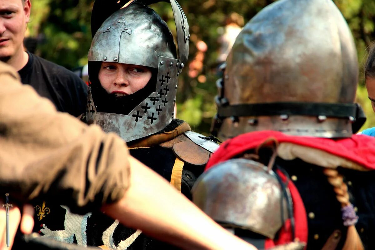 Реконструктор лимба. Реконструкторы толкиенисты. Реконструктор лимба. Реконструкторы русский витязь. Спрей лимба для волос.