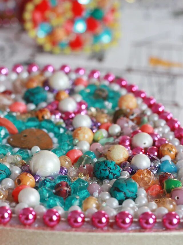 Бусины для браслетов. Интересные украшения. Серьги с бусинами. Идеи с мелкими бусинами. Как использовать бусины.