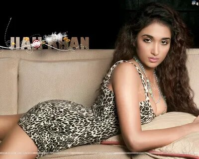 Cineactor Profile Jiah Khan Hot Boobs And Thigh Show XX Photoz Site.