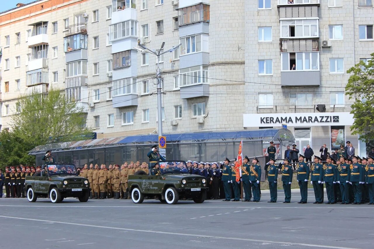 Площадь 30 летия Победы Ульяновск. 9 Мая 2023 Ульяновск. Парад 9 мая Ульяновск 2023. Парад Победы Ульяновск т34. 9 мая ульяновск