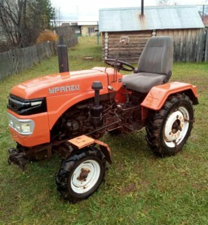 250,,. Минитрактор уралец 160. Помпа минитрактор уралец 220. Трактор уралец 220. Минитрактор уралец хт 180.