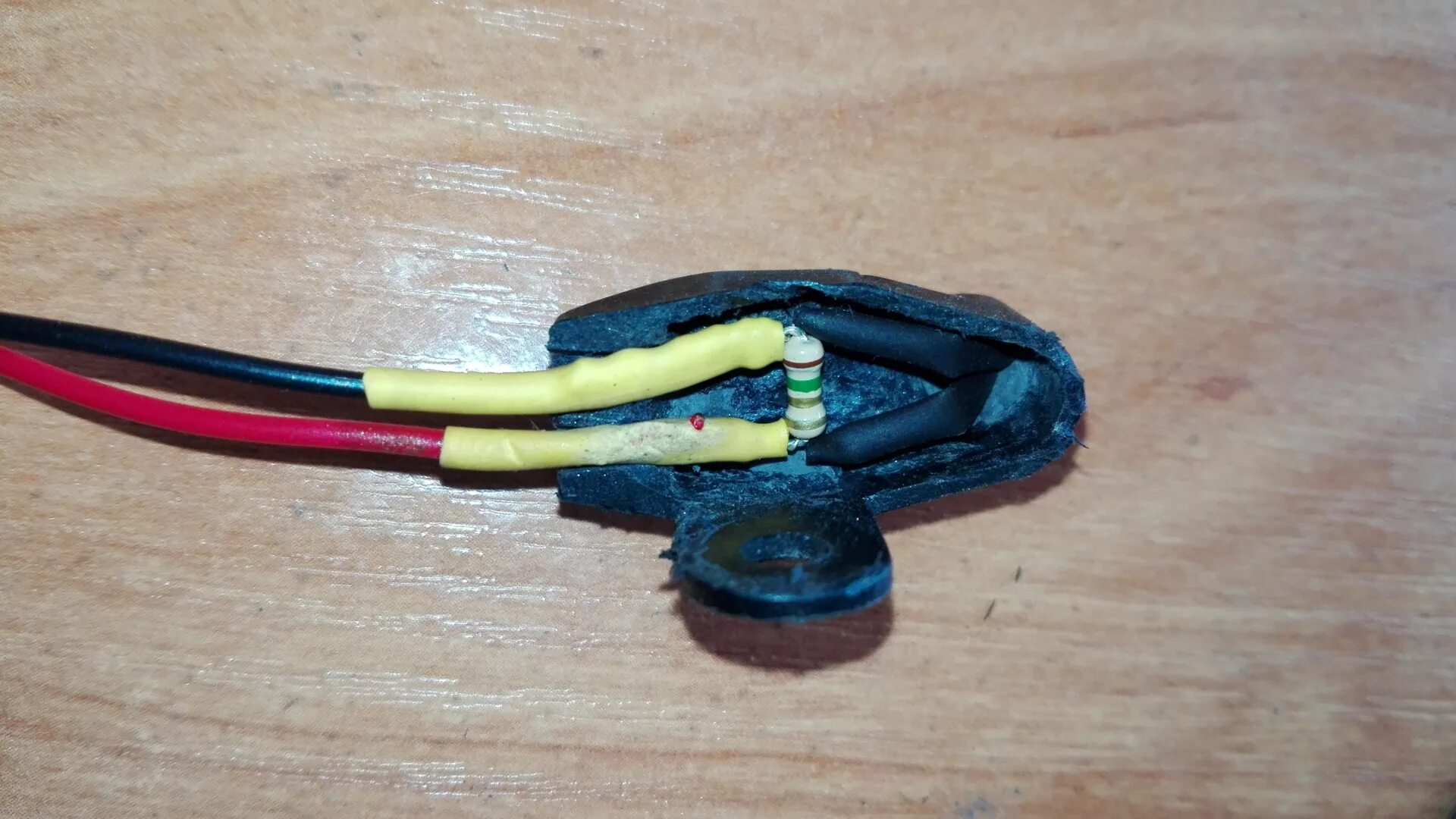 Датчик наружной температуры воздуха рено сценик 1 рестайлинг артикул. 7701048762 место установки датчик. Датчик температуры воздуха лагуна 2. Датчик температуры воздуха лагуна 2. Датчик температуры воздуха лагуна 2.