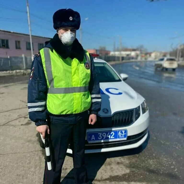 два гаишника. профессия инспектор гибдд. гаишник. полиция дпс. полицейский дпс.