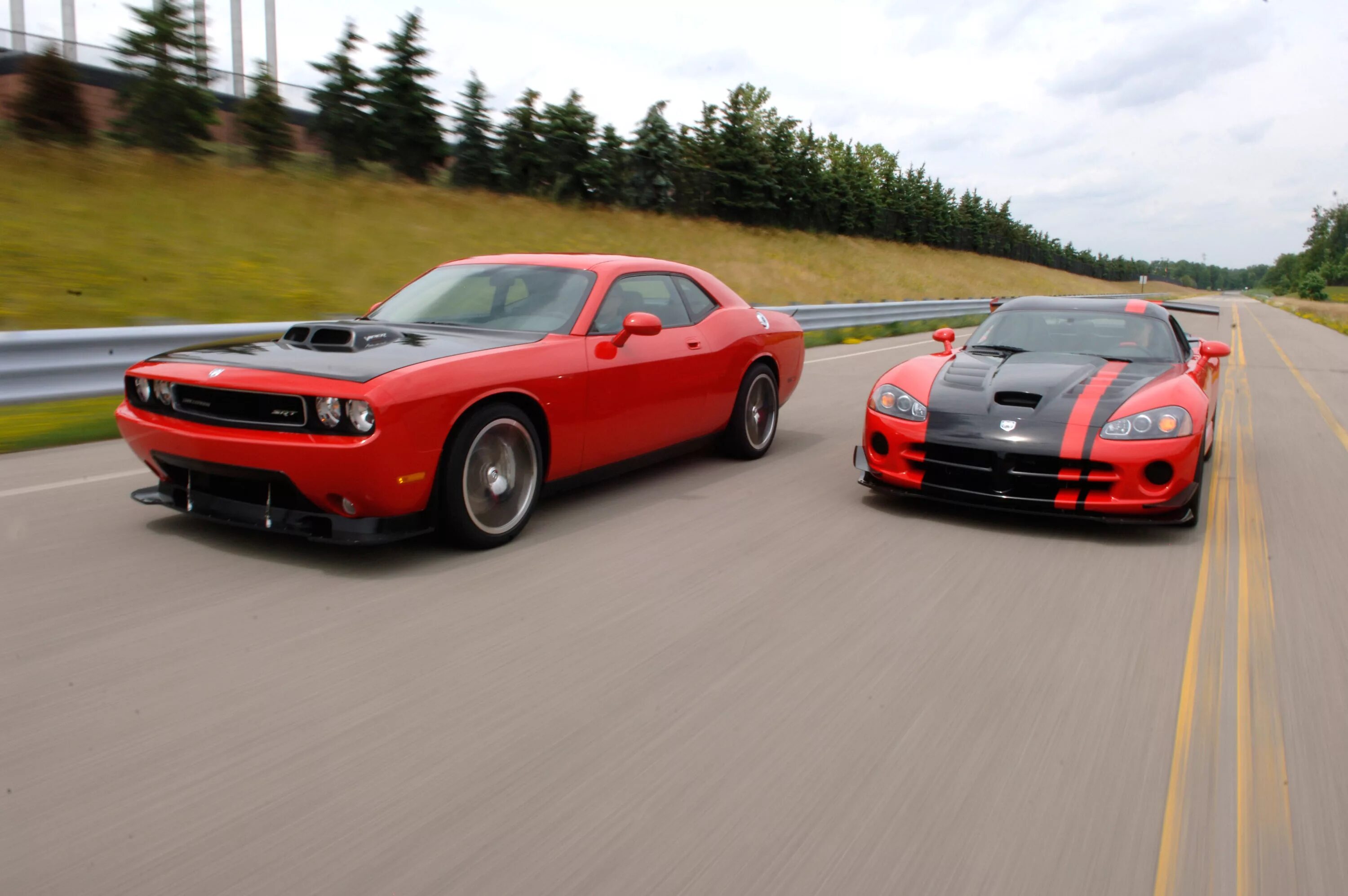 Додж Челленджер. Dodge Challenger srt 10. Гоночный Додж Челленджер. Dodge Challenger srt 10 Concept. Мощь машины