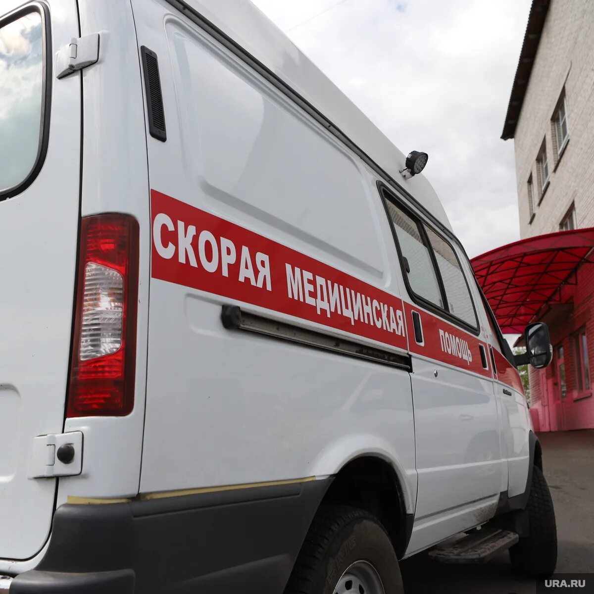Курганская больница скорой медицинской. Больница бсмп курган. больница скорая. скорая медицинская помощь курган. бсмп шадринск.