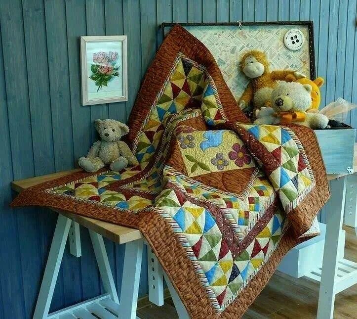 Лоскутное шитьё michael humphries. Лоскутное шитье прихватки. Ткань лоскутная мозаика. Пэчворкинг. Лоскутное шитье мастера.