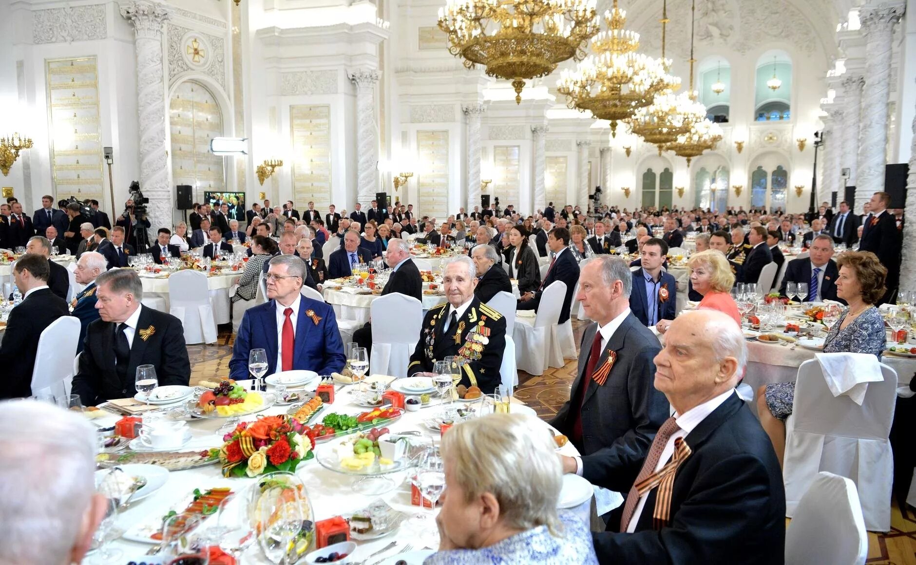 Президентская тысяча. Торжественный прием в Кремле. Банкет в Кремле. Дипломатический прием.