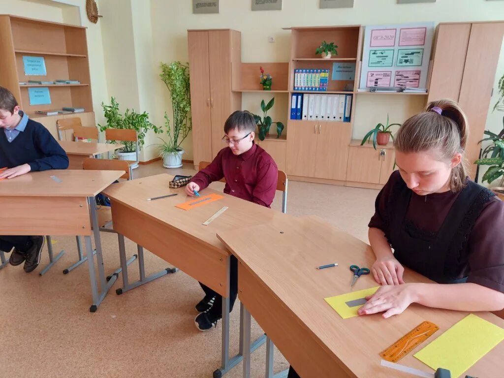 дети младшего школьного возраста. полезный урок. химия за 10 минут в день 8 класс. 1с полезные уроки 5 класс. полезный урок.