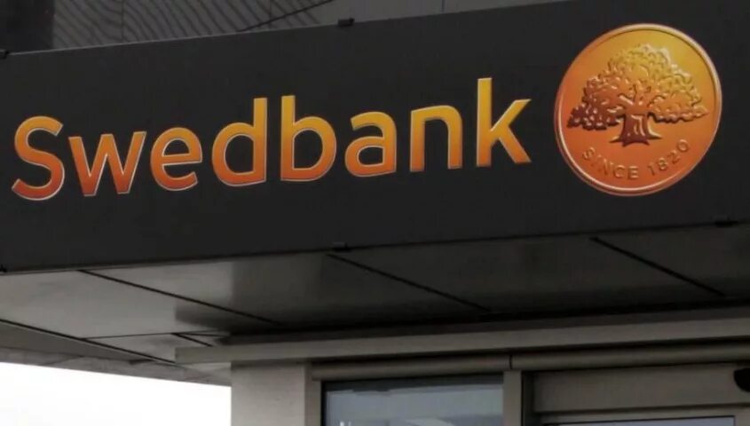 Swedbank lv. Swedbank. Swedbank Латвия. Терминал Swedbank в Латвии. Банкомат Шведбанк.