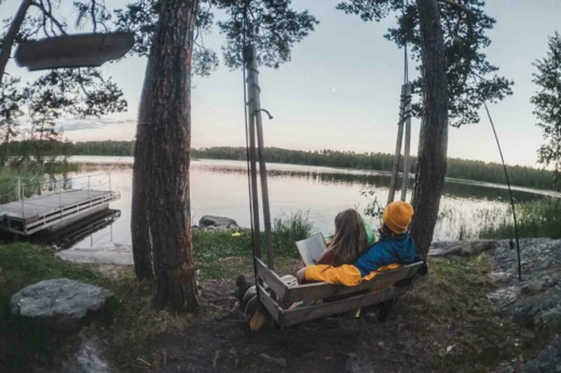 Озеро ястребиное кемпинг. Озеро с палатками в ленобласти. Лосево озеро вуокса. Ладожское озеро палаточный лагерь. Озеро с палатками в ленобласти.