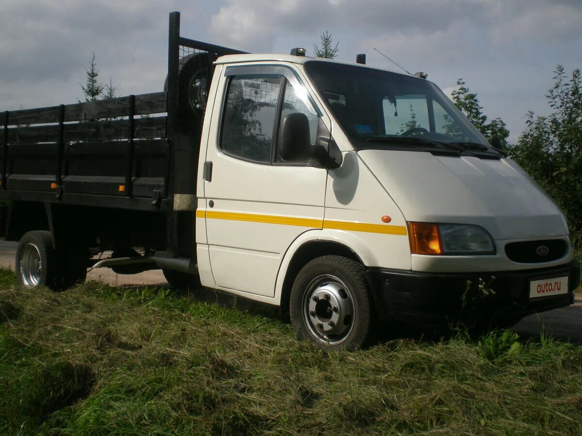 Куплю форд фургон бу. Ford Transit 1999 бортовой. Форд Транзит 2.5 дизель бортовой. Ford Transit грузовой бортовой. Форд Transit бортовой 1998.