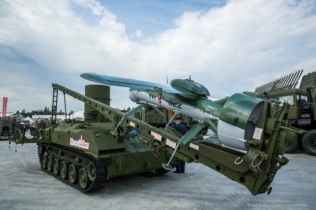 Кубинка армия 2017. =милитари экспо=. Новый бтр бумеранг. Машина разведки и управления. Russian army 2017.
