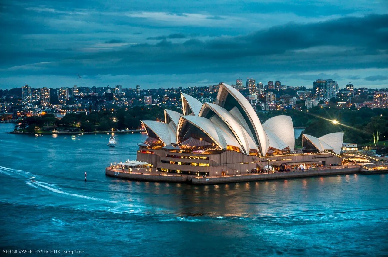 Sydney. Оперный театр в Сиднее. Сидней столица Сидней столица. Австралия Сидней центр. Сиднейский оперный театр Австралия закат.