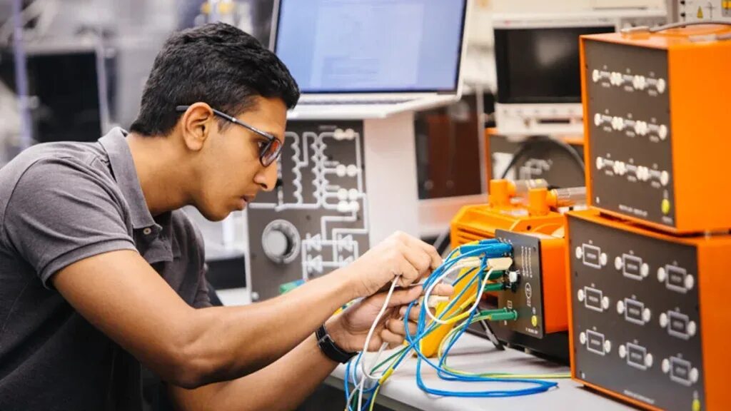 The development of engineering
