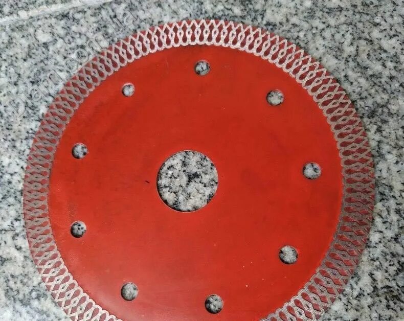 Диск для резки без сколов. Алмазный диск керамика 125х22,2мм dexter. Алмазные зубы для резки камня. Алмазный диск для плитки 125 tyrolit. Алмазные диски для снятия фаски.