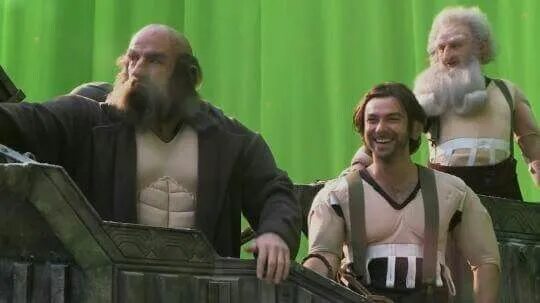 Hobbit: Desolation of Smaug Extended Edition I need to watch this on repeat for 