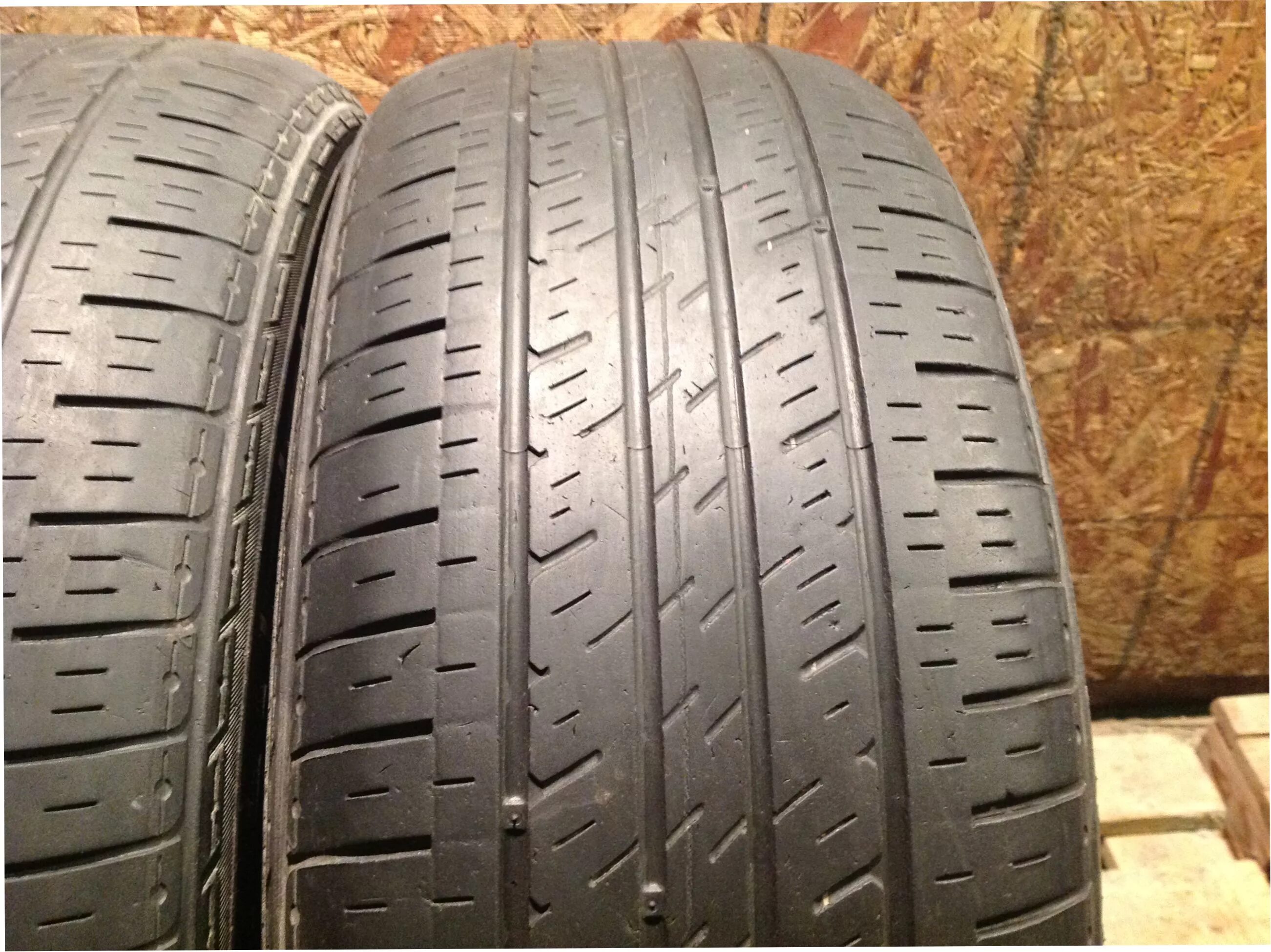 Kumho solus r17. Kumho Solus kl21. Kumho Solus kl21 Eco. Кумхо кл 21. Шины Kumho Solus kl21.