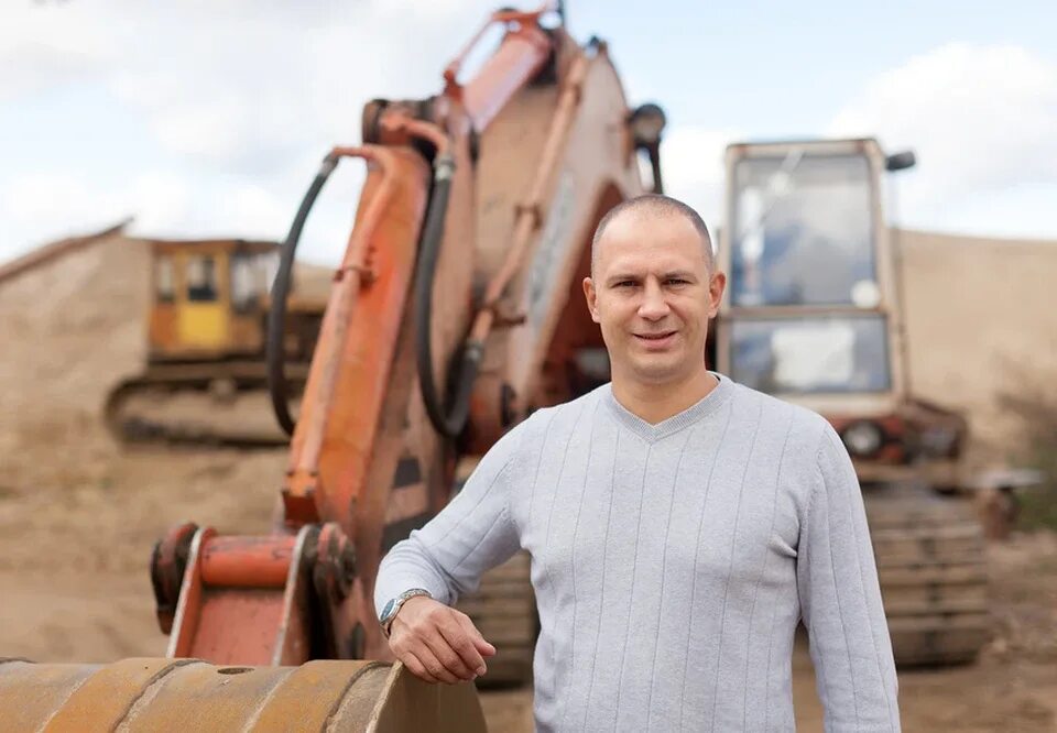 Работа вахтовым методом север. Вахтовый метод работы. Водитель погрузчика. Вахта север машинист автокрана. Водитель автопогрузчика вахта.