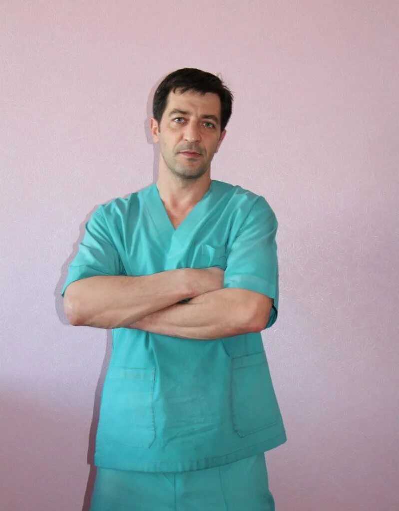 Спортивный массаж. Самые красивые массажисты мужчины. Массаж от мужчин для мужчин в москве. Парни массажисты москвы. Фотосессия массажиста.