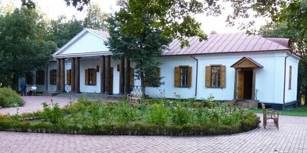 Дом в васильевке. Усадьба музей н в гоголя в гоголево. музей гоголя в селе гоголево. имение васильевка гоголь. дом гоголя в васильевке.