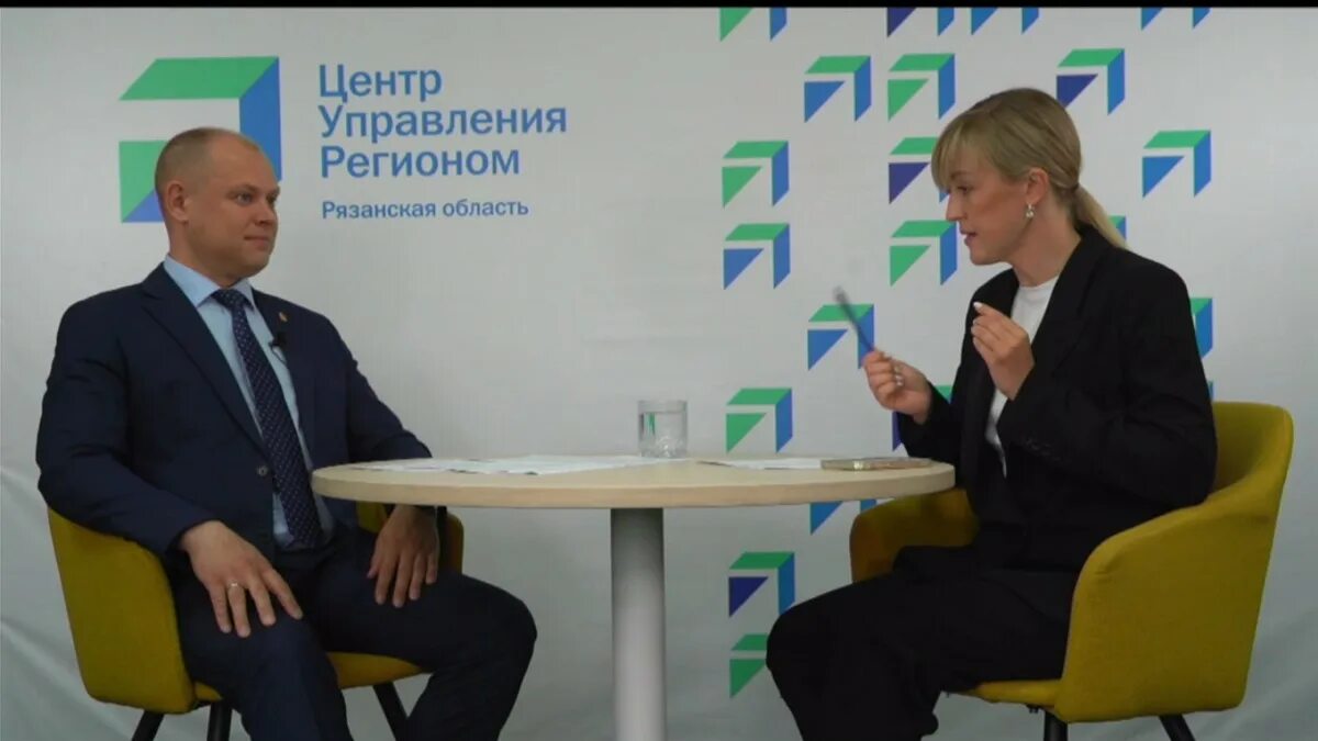 Тэк и жкх рязанской. Министр тэк и жкх рязанской области устинов.