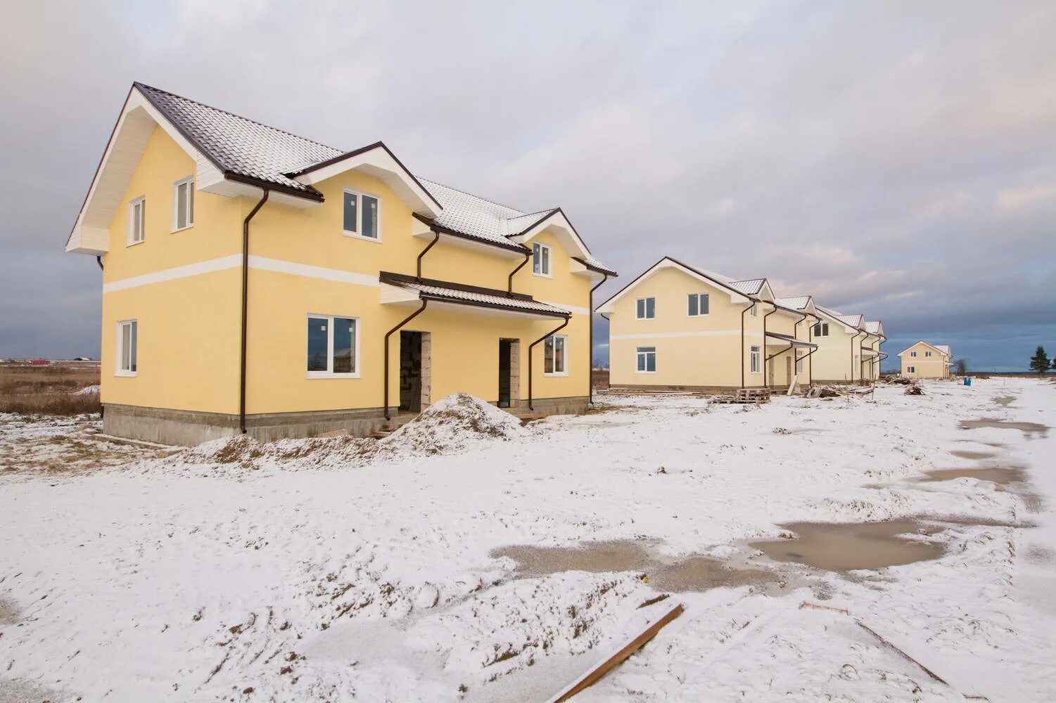 Коттеджном поселке федоровский. Федоровская усадьба коттеджный. Федоровская поселок. Усадьба федоровское эйлера. Поселок федоровская ленинградская область.