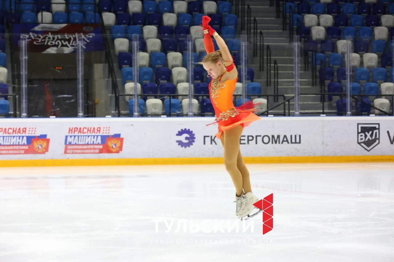 Валерия костина фигурное. Тульская фигуристка. Тульская фигуристка. Тульская фигуристка костина. Анастасия зинина фигуристка.