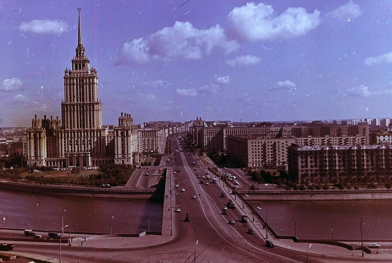 Москва 80х. Кутузовский проспект СССР. Гостиница Украины в 80 года. Кутузовский проспект 1980. Гостиница Украина СССР.