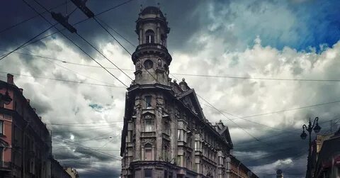 На площади пяти углов