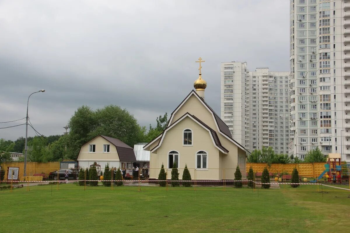 Храм царя страстотерпца николая ii. Храм святого николая страстотерпца в аннино. Храм царя страстотерпца николая ii. Храм страстотерпца николая в аннино. Храм царя страстотерпца николая ii в аннино.