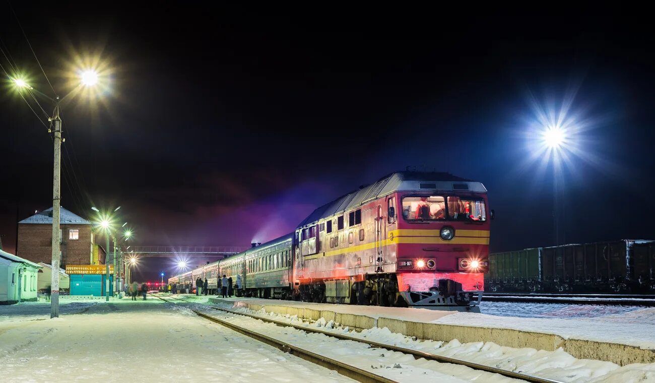 ЖД вокзал Сосногорск. Станция Сосногорск Северной железной дороги. Локомотивное депо Сосногорск. Тэп70 Коми. Тэп зимой