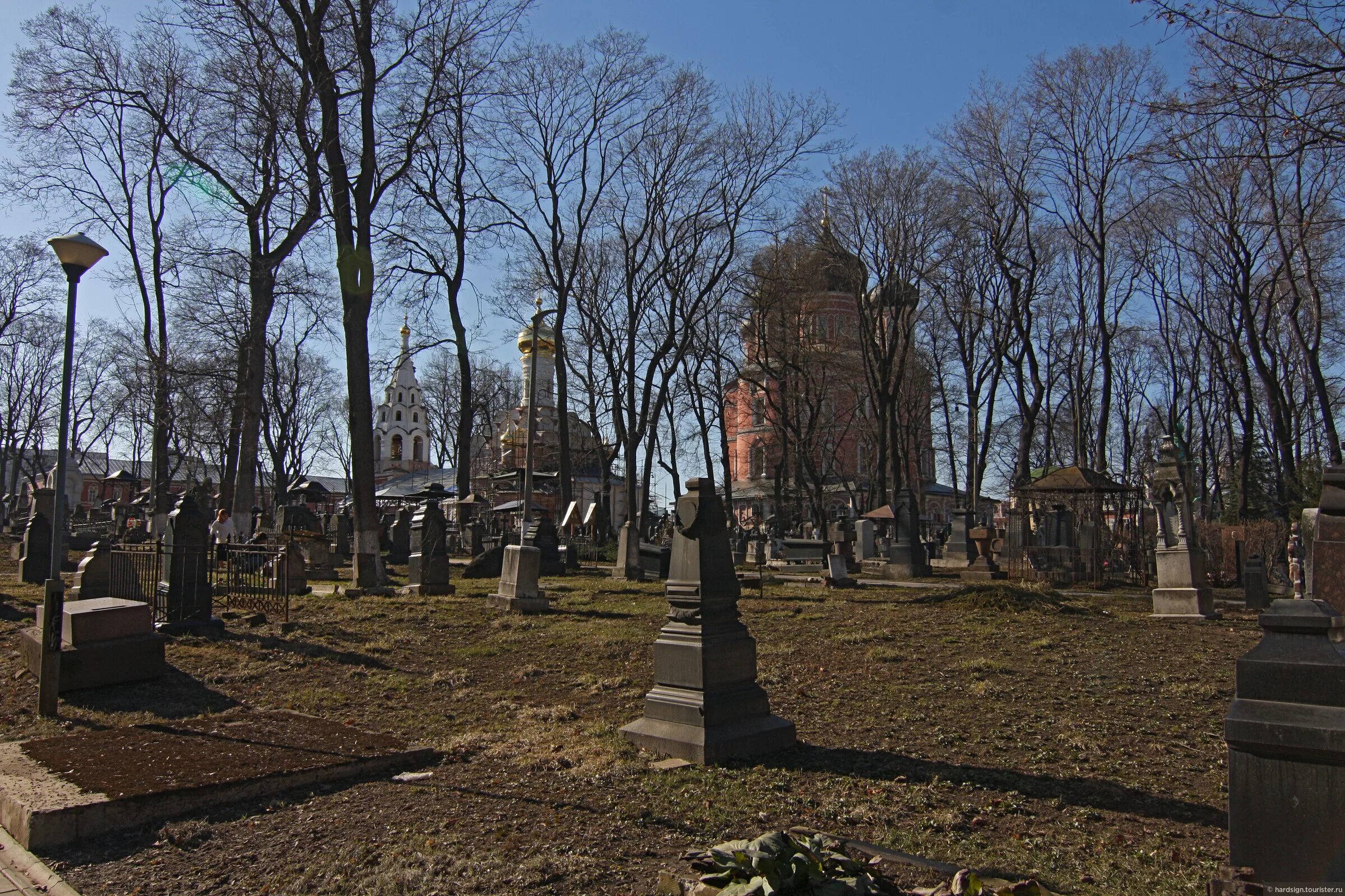 Салтыковское кладбище. Старое европейское кладбище. Сасово кладбище городское. Владыкинское кладбище могила. Кладбище.
