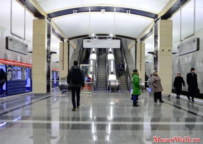 Станция селигерская москва. Станция метро селигерская. Станция метро селигерска. Метро селигерская дмитровское шоссе. Селигерская 2.