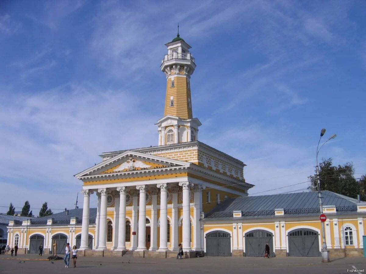 Кострома фото города достопримечательности. Каланча Кострома. Пожарная каланча Кострома. Кострома центр города. Главная достопримечательность Костромы.