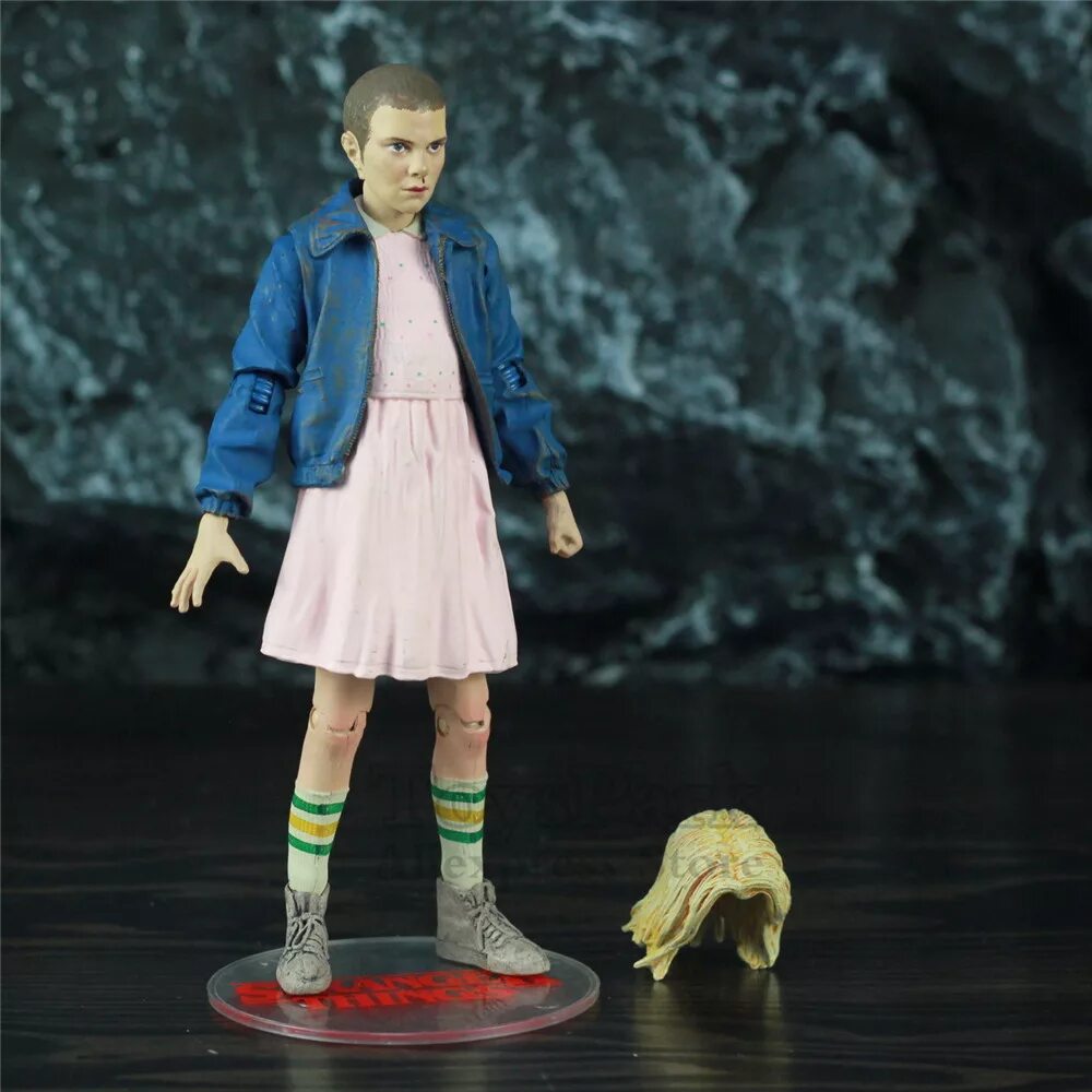 Фигура странные дела. Кукла eleven stranger things. eleven stranger things 1 полный рост. кукла одиннадцать из очень странные дела. stranger things фигурки в полный рост.