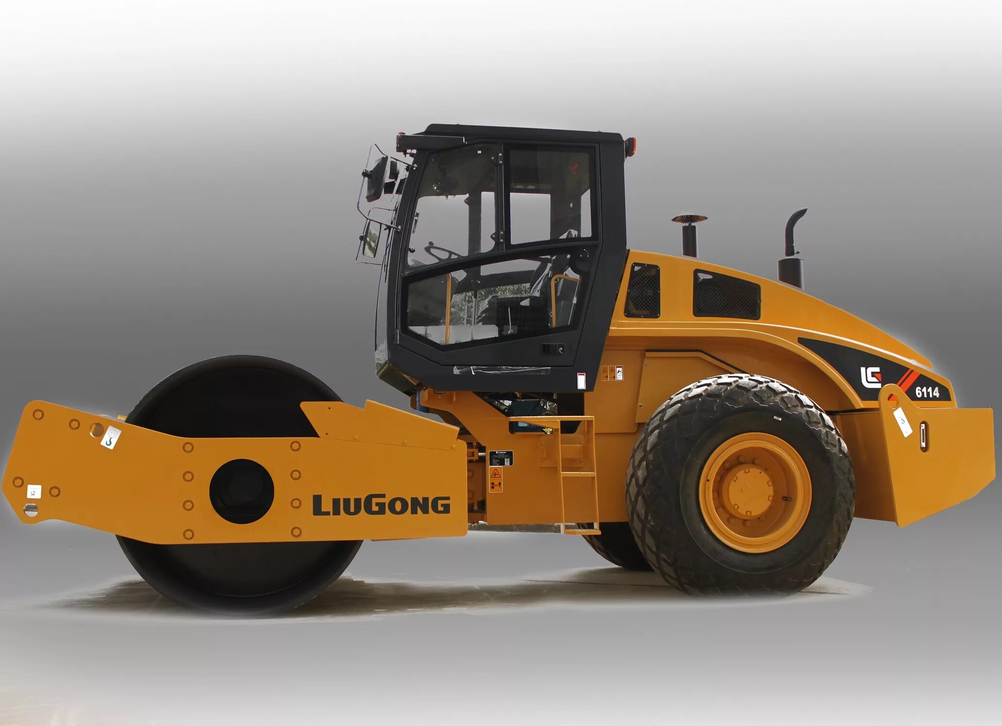 Liugong clg6032e. 6214e liugong. Грунтовый каток liugong 6614e. Виброкаток 15 тонн liugong. Xcmg xd103.