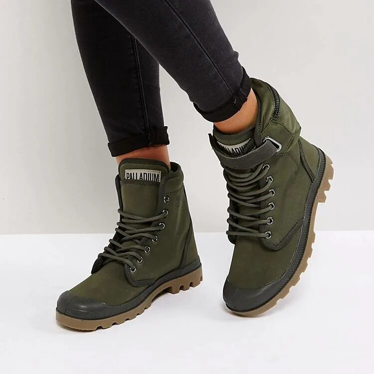 Сапоги хаки. Palladium хаки. Ботинки Palladium зелёные. Ботинки Palladium женские зимние. Ботинки Bershka хаки.
