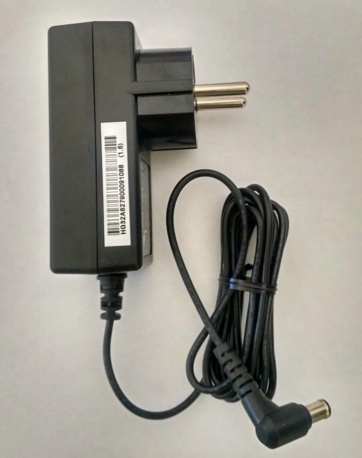 Блок питания для монитора lg 19v. Блок питания lg 19v 1.3a. блок питания для монитора lg 19v 1.3a. lg switching adapter 19v 1.3a. switching adapter ads-40fsg-19.