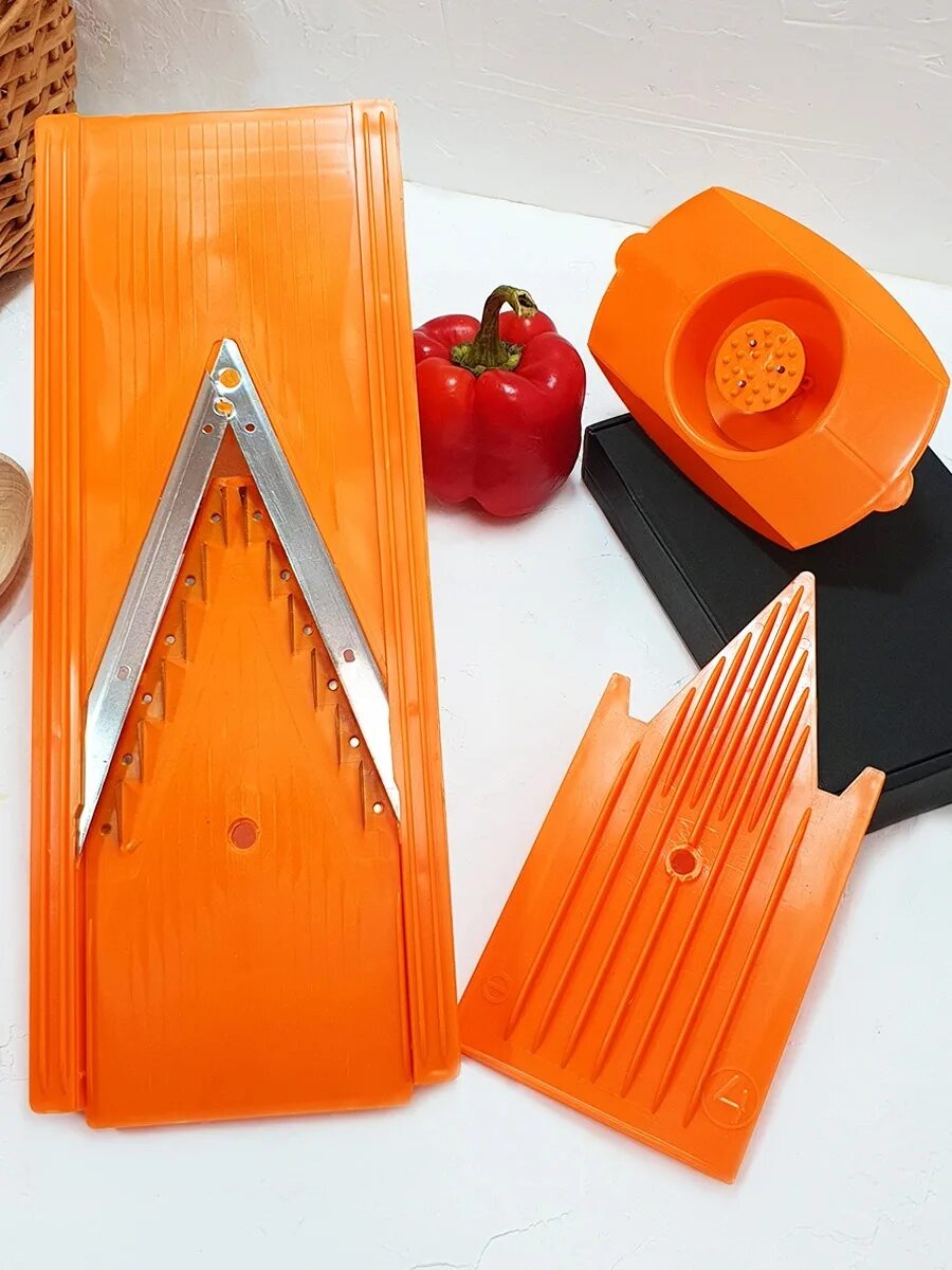 Насадки для терки бернер. Фуджи овощерезка. Овощерезка со сменными насадками 26091 mayer & boch. Тёрка для детского питания с контейниром в деле. Фирст 5112-2 овощерезка электрическая.