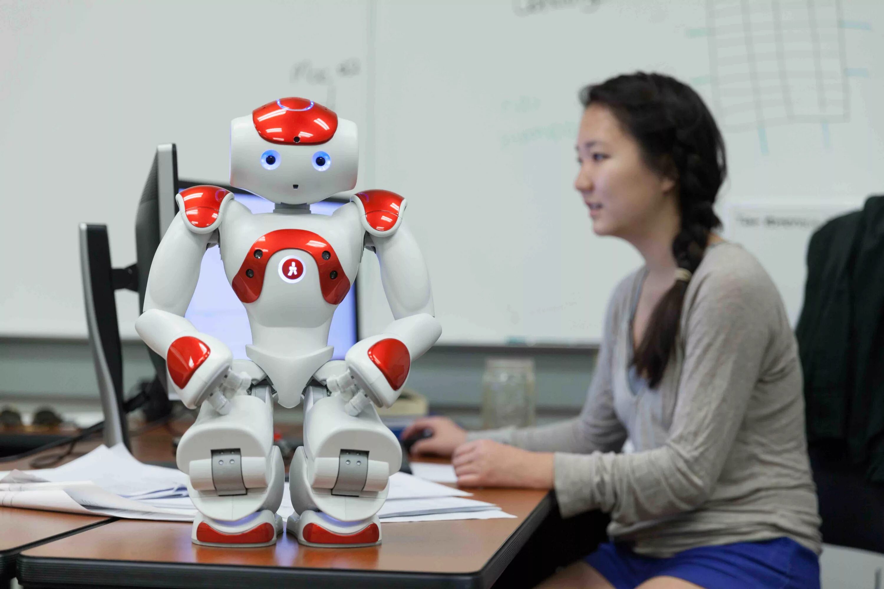 Включи новый робот. Робот с искусственным интеллектом. Робот человек. Голосовой робот.