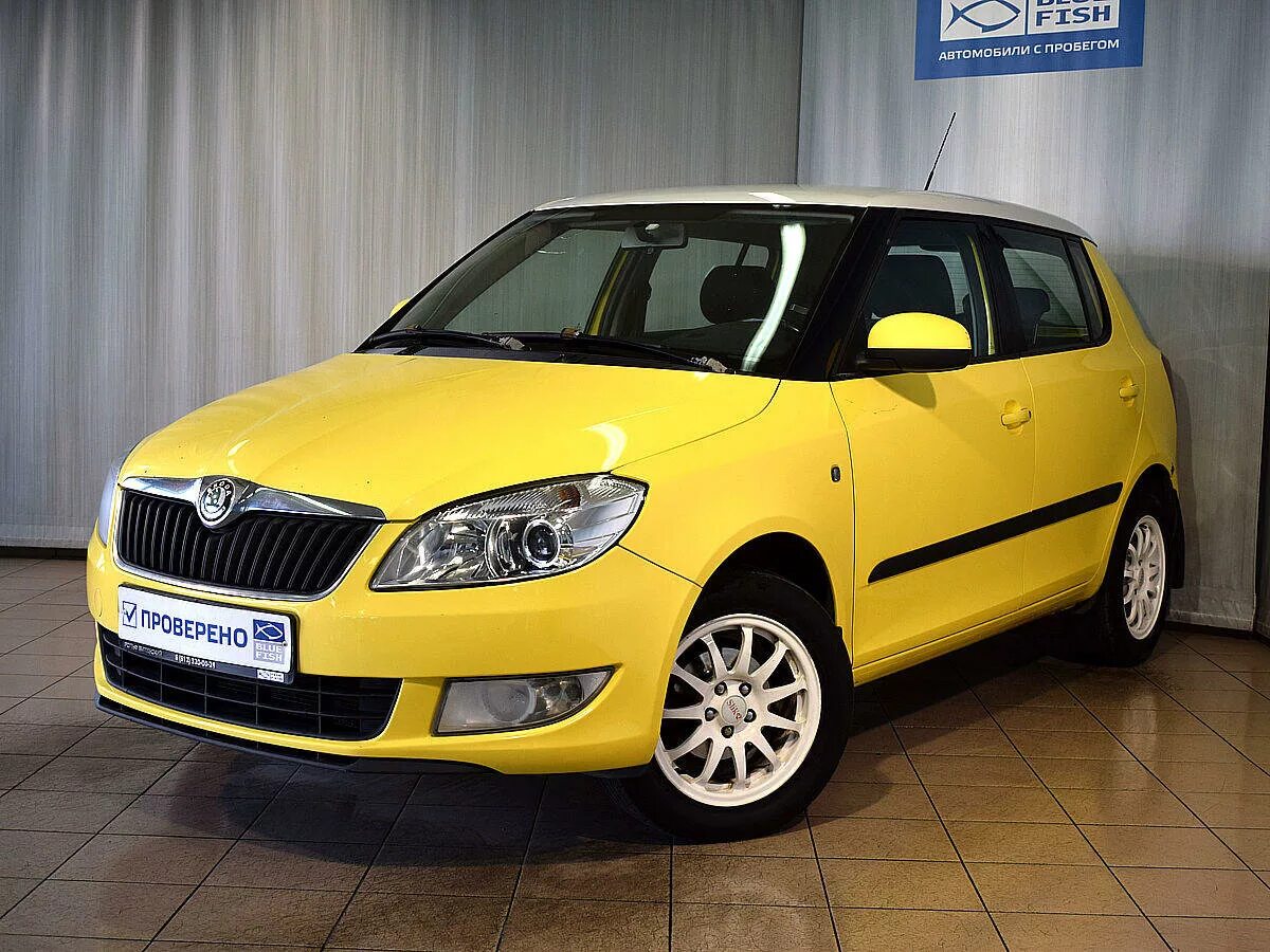 Skoda Fabia II. Шкода Фабия хэтчбек. Skoda Fabia 1.6. Шкода Fabia хэтчбек. Шкода фабия купить в спб