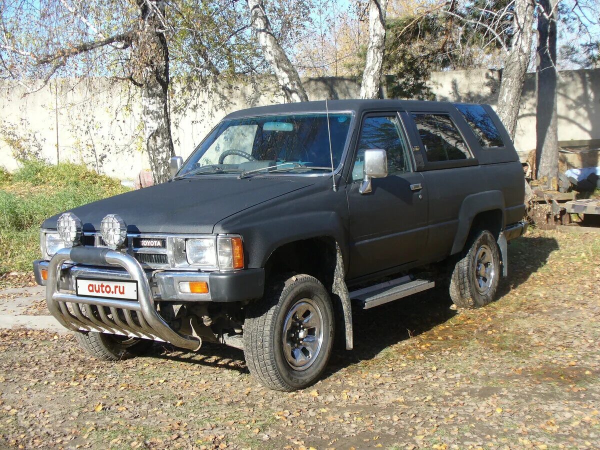 Купить сурф в россии бу. Toyota Hilux Surf 1986. Toyota Hilux Surf 1986 года. Тойота Hilux 1986. Тойота Сурф 1986.