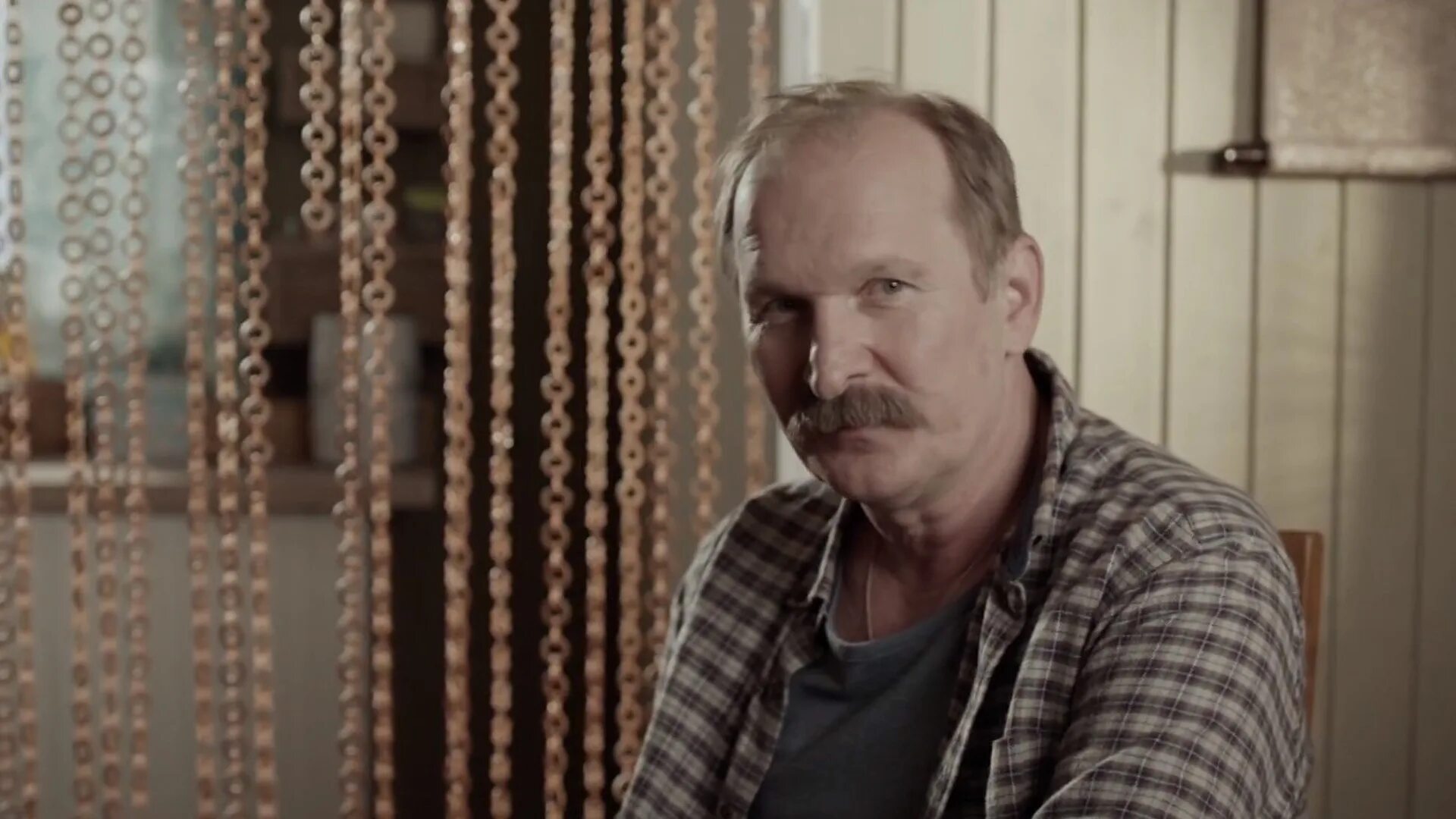 Комедии с федором добронравовым список. Золотой папа сериал 2020. Калачи фильм 2011. Комедии с федором добронравовым список. Режиссер федор добронравов.