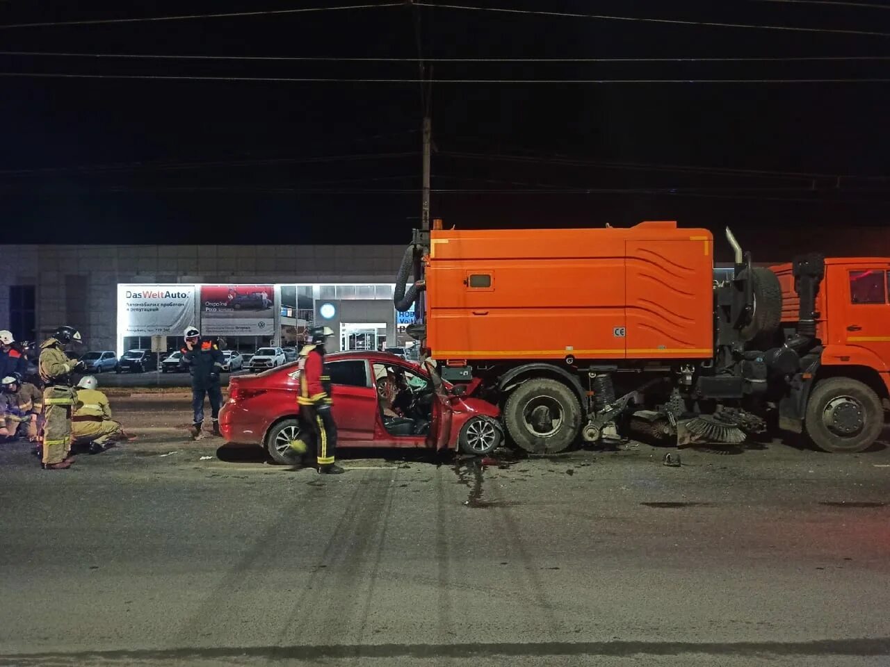 Грузовик рязань. На Мурманском шоссе иномарка влетела в стоянку грузовиков — видео. Авария на Ленина Рязань сегодня.