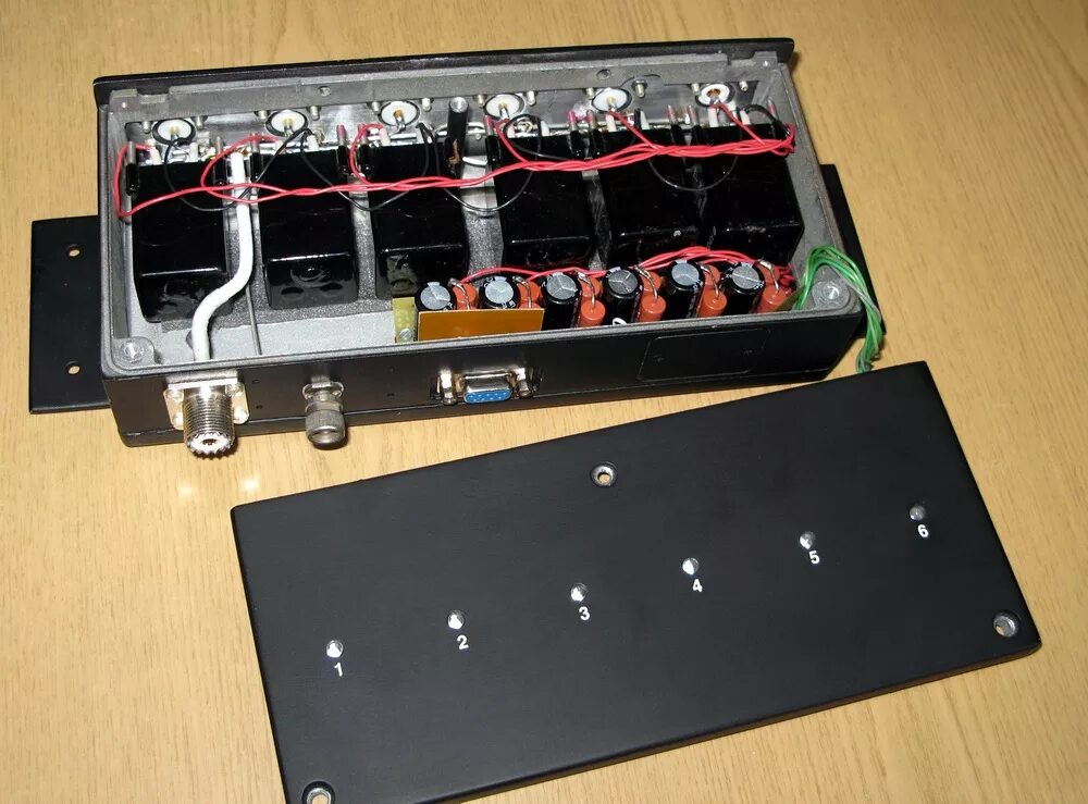 Антенный коммутатор мобильный (ризотто-ак5м). Коммутатор антенный на рэн-33. Коммутатор кв. Коммутатор измерительный ки 9901. Антенный коммутатор на 50 ом.