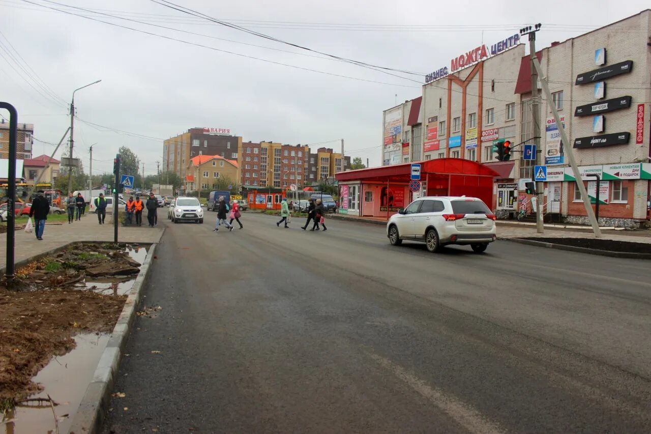 Можга наговицына 21. Расширение дороги ижевск можга. Можга центр города. Можга фото центральной площади 2023 года-. Можга закрыта.