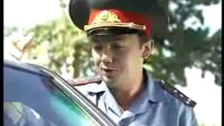 Лещенко камеди клаб. Лещенко камеди клаб. Лещенко и гаишник. Лещенко лев comedy club. Михаил тарабукин в сериале гаишники.