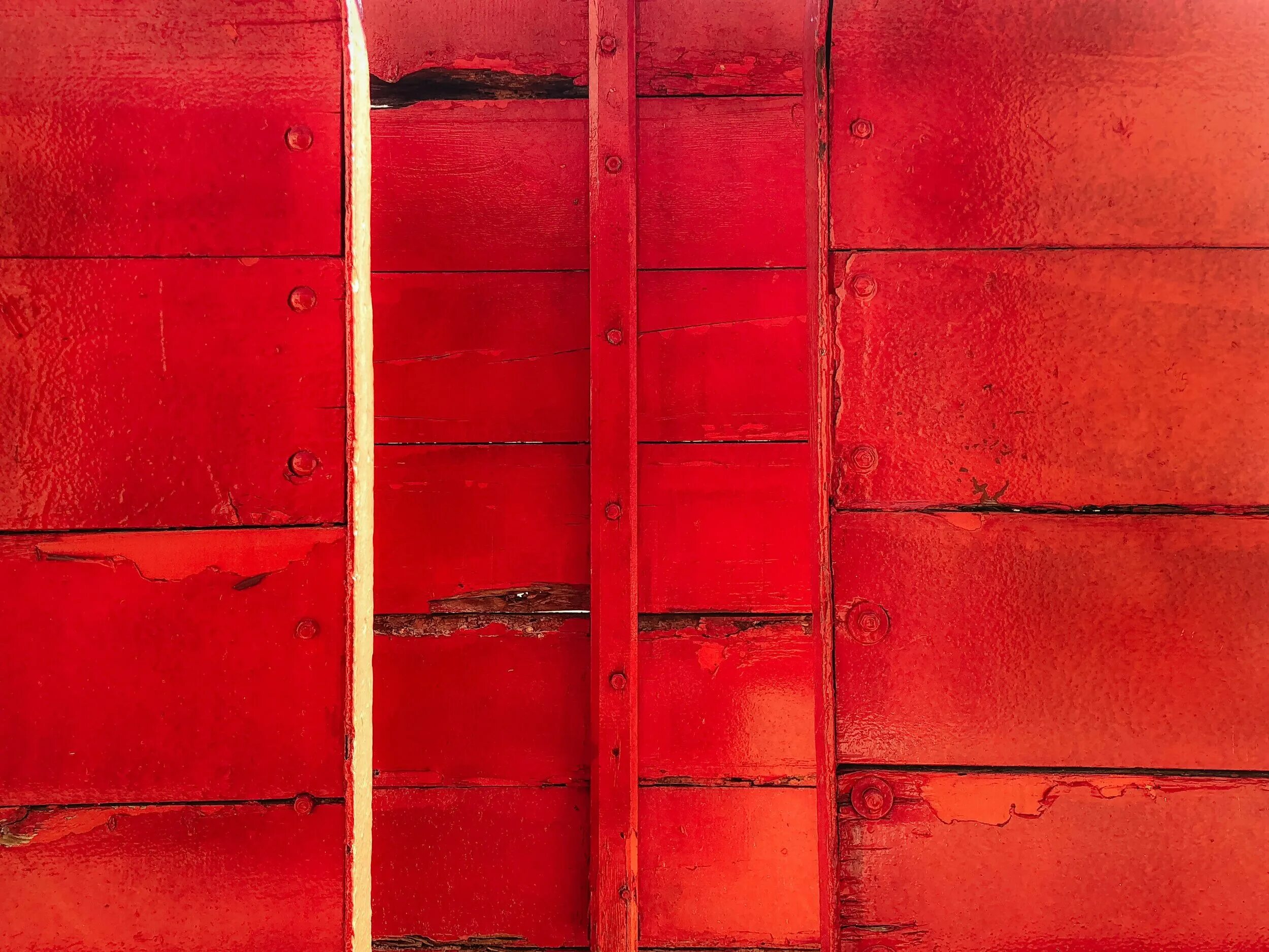 Red wall отзывы. Red wall отзывы. Red wall отзывы. Красная стена фон. Red wall отзывы.